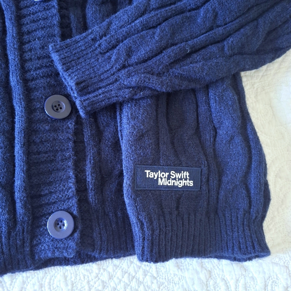 Taylor Swift Cardigan Midnights Stars Navy Blue M/L - Picture 4 of 9